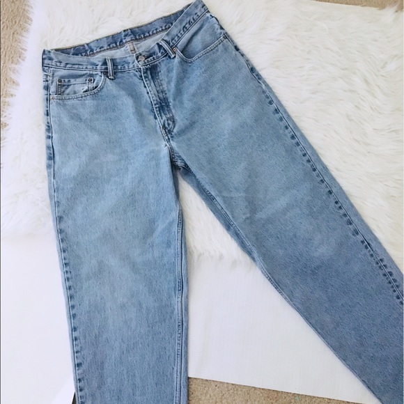SOLD. Vintage Levi’s 560 High Waisted Jeans - Picture 6 of 8